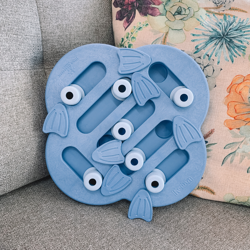 Hide 'n' Slide Dog Puzzle